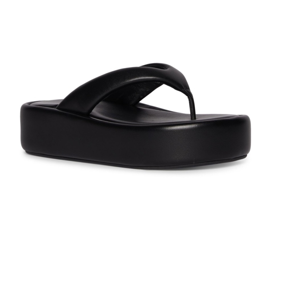 BALENCIAGA 
WOMEN'S RISE THONG SANDAL IN BLACK